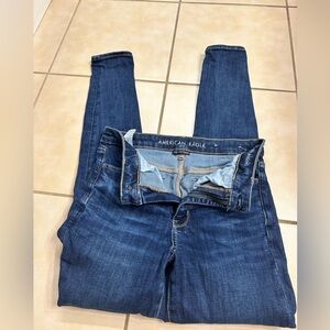 American Eagle super high rise jegging - size 6 long